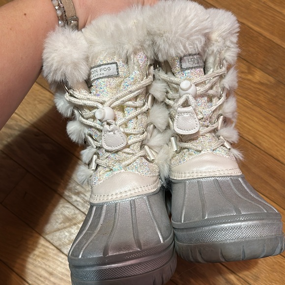 London Fog snow boots - Picture 6 of 6